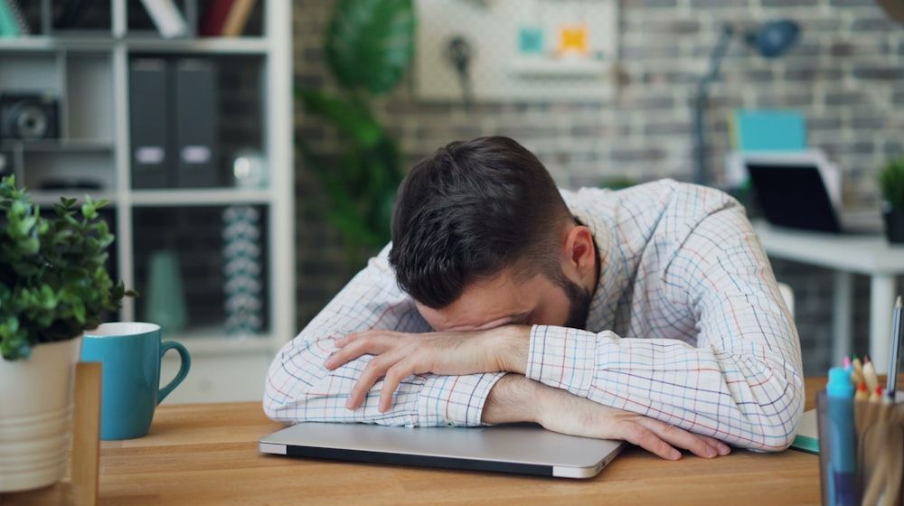 Estrés laboral y burnout: señales y qué puedes hacer